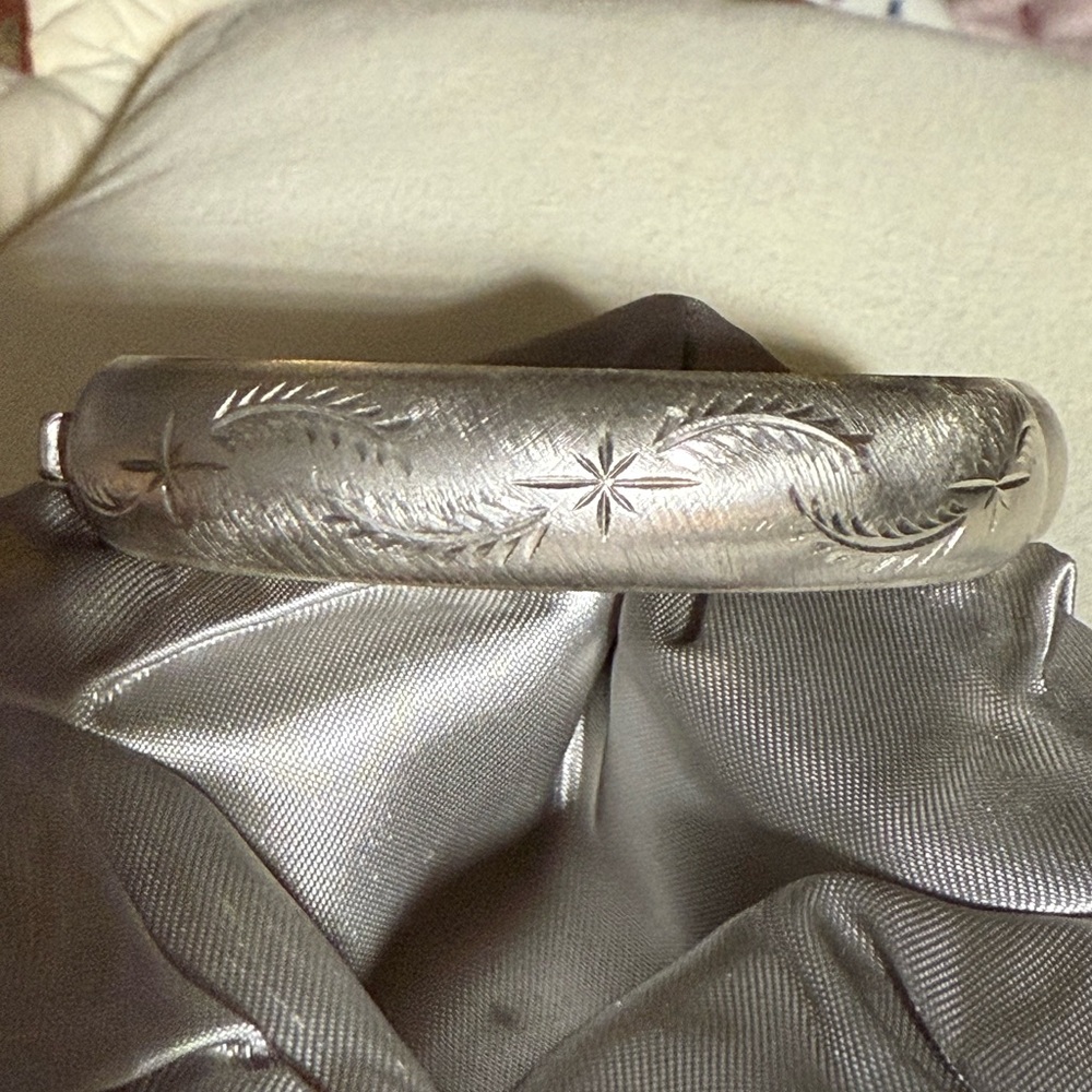 Engraved Silver Bangle Bracelet - Picture 5 of 9